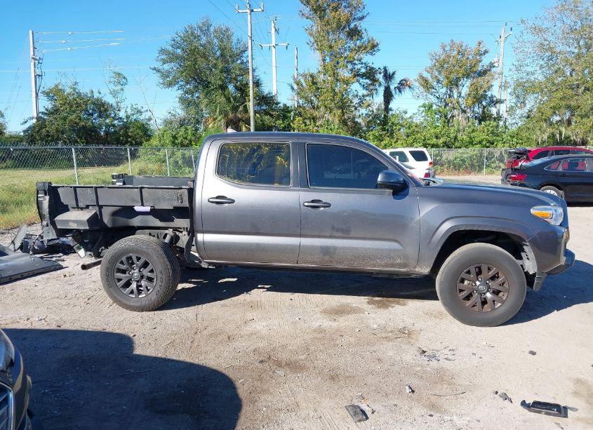 Photo 14 of 2019 Toyota Tacoma SR (VIN 5TFAX5GN2KX152712)