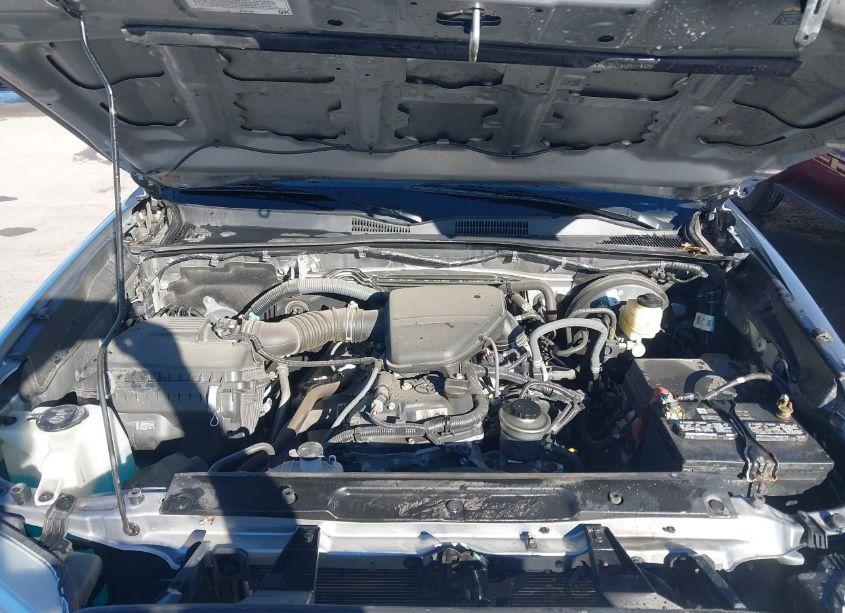 Photo 10 of 2020 Toyota Tacoma SR5 (VIN 5TFAX5GN2LX176669)