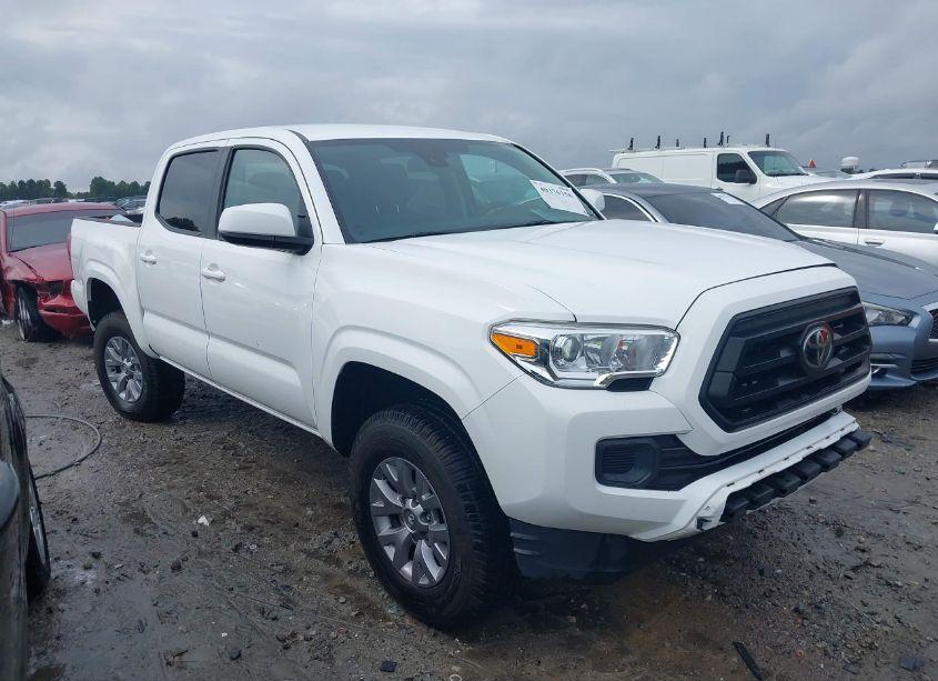 2021 Toyota Tacoma SR (VIN 5TFAX5GN2MX190296) main photo