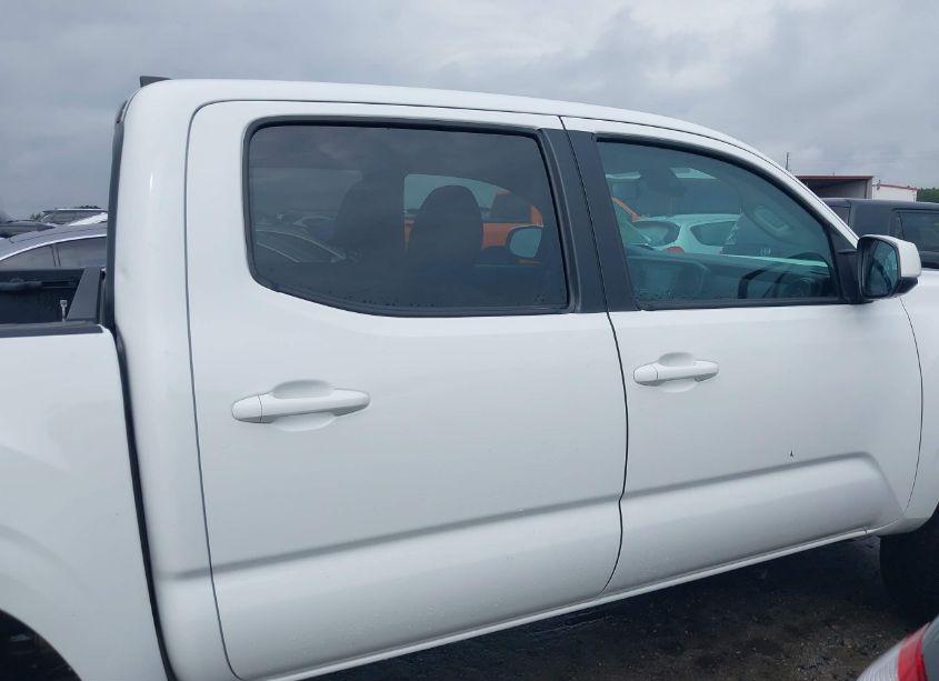 Photo 13 of 2021 Toyota Tacoma SR (VIN 5TFAX5GN2MX190296)