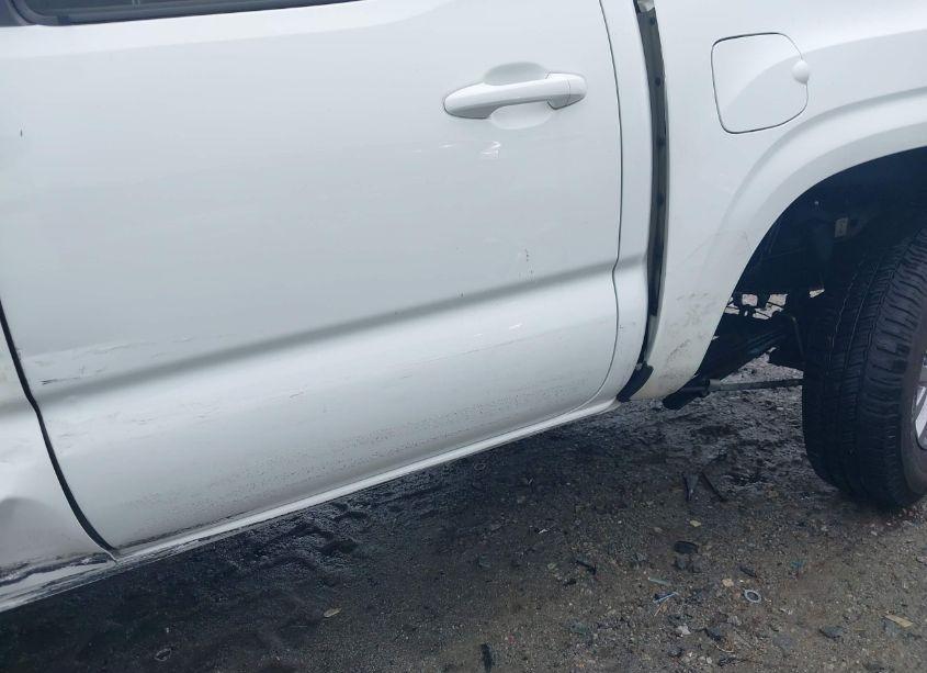 Photo 17 of 2021 Toyota Tacoma SR (VIN 5TFAX5GN2MX190296)