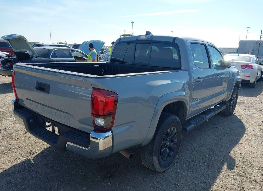 Photo 4 of 2021 Toyota Tacoma SR5 (VIN 5TFAX5GN2MX192193)