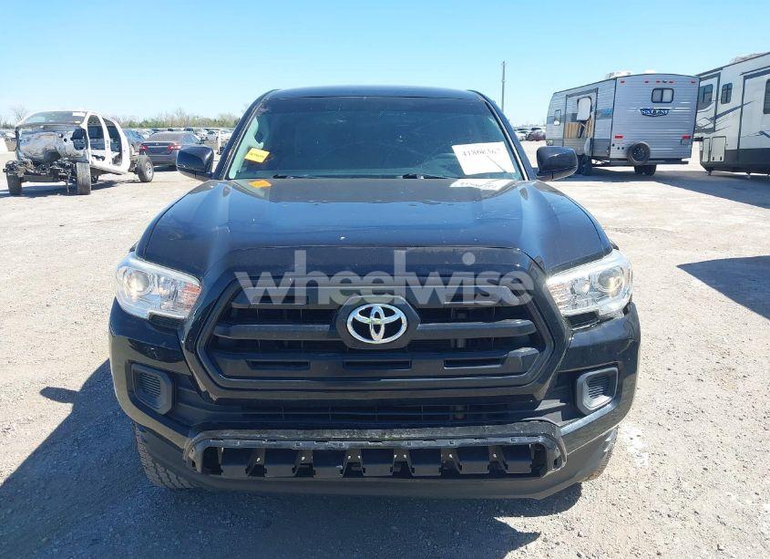 Photo 12 of 2017 Toyota Tacoma SR (VIN 5TFAX5GN4HX094952)