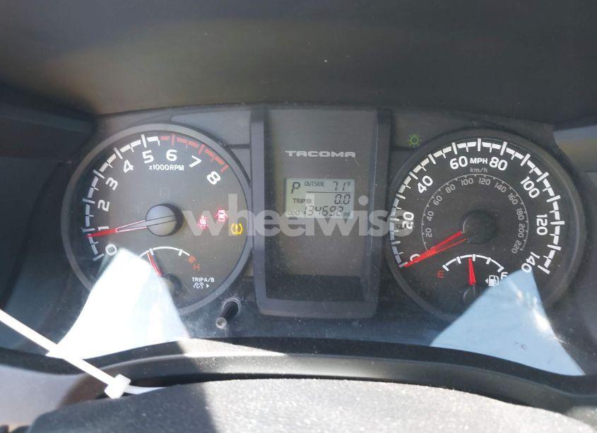 Photo 7 of 2017 Toyota Tacoma SR (VIN 5TFAX5GN4HX094952)