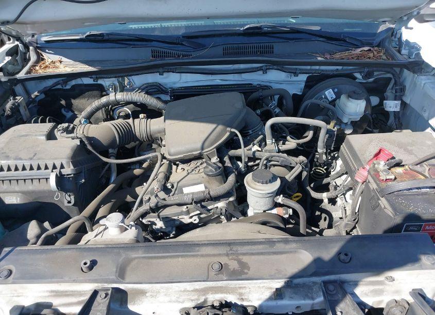 Photo 10 of 2018 Toyota Tacoma SR5 (VIN 5TFAX5GN4JX130404)