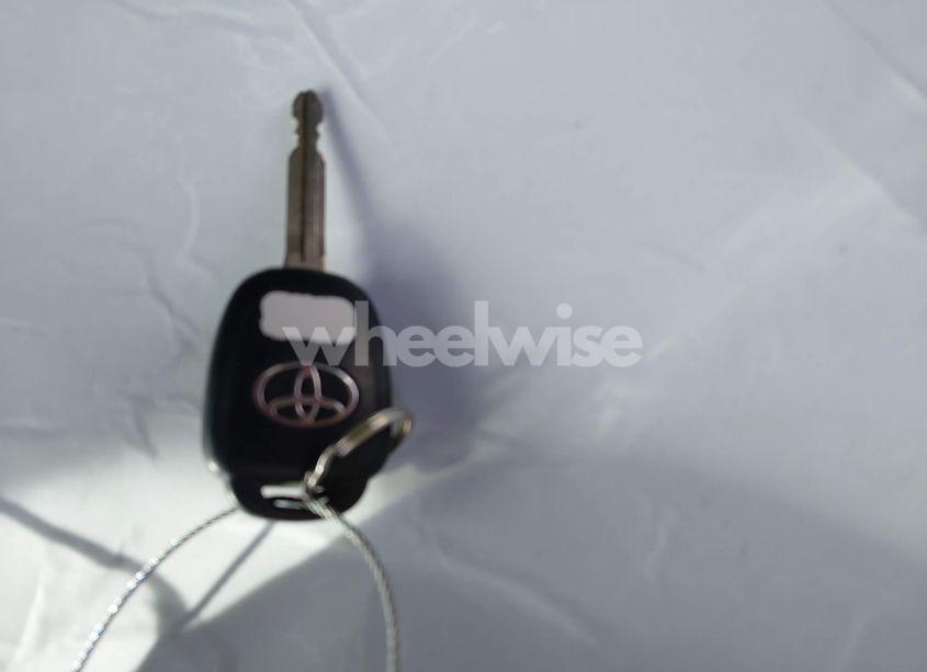 Photo 11 of 2020 Toyota Tacoma SR (VIN 5TFAX5GN4LX168332)