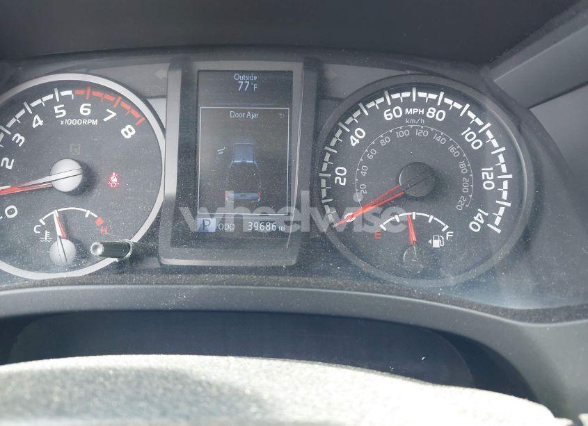 Photo 7 of 2020 Toyota Tacoma SR (VIN 5TFAX5GN4LX168332)