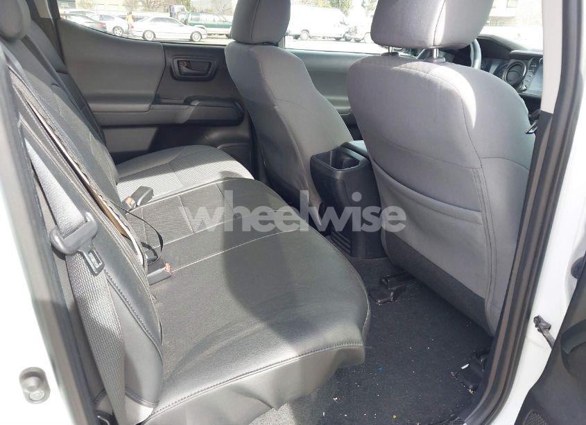 Photo 8 of 2020 Toyota Tacoma SR (VIN 5TFAX5GN4LX168332)