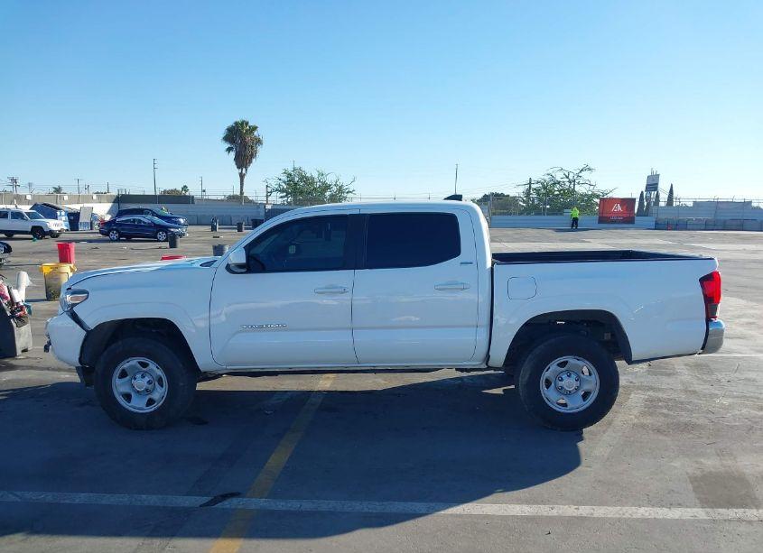 Photo 14 of 2020 Toyota Tacoma SR5 (VIN 5TFAX5GN4LX169402)