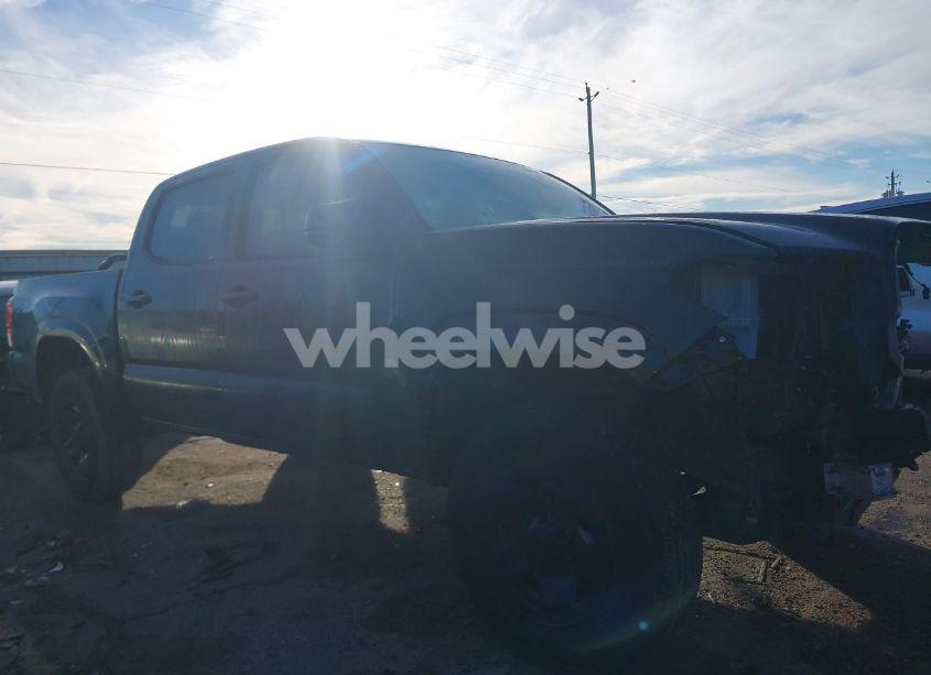 2020 Toyota Tacoma SR (VIN 5TFAX5GN4LX172199) main photo