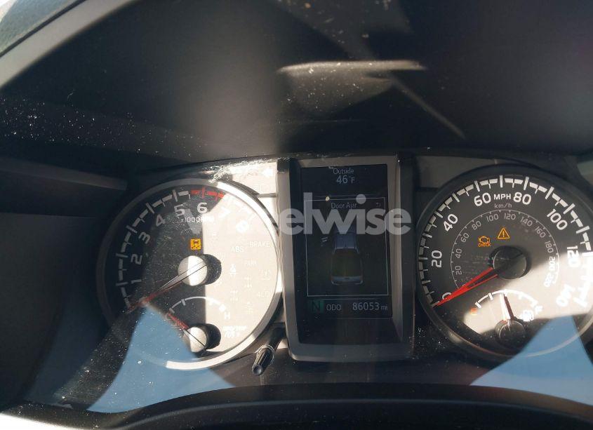 Photo 15 of 2020 Toyota Tacoma SR (VIN 5TFAX5GN4LX172199)