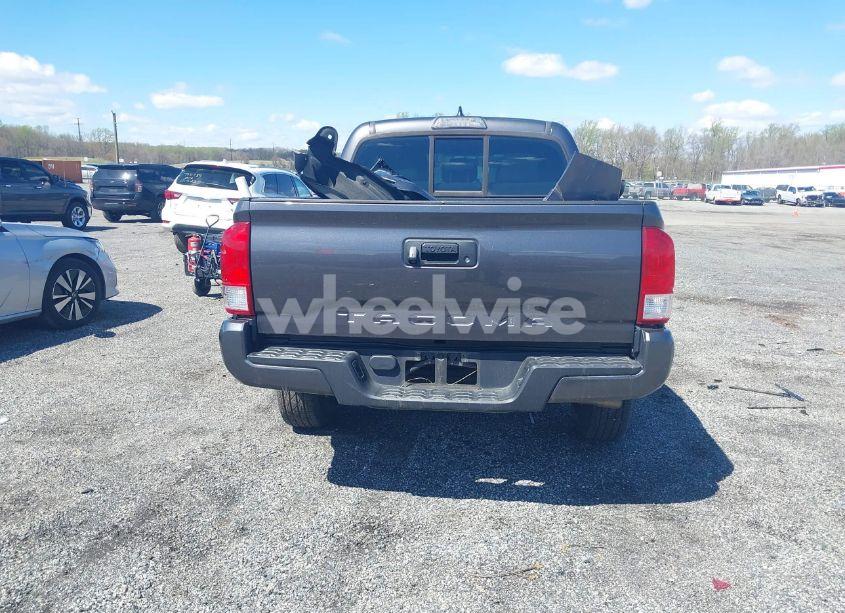 Photo 17 of 2017 Toyota Tacoma SR (VIN 5TFAX5GN5HX091428)