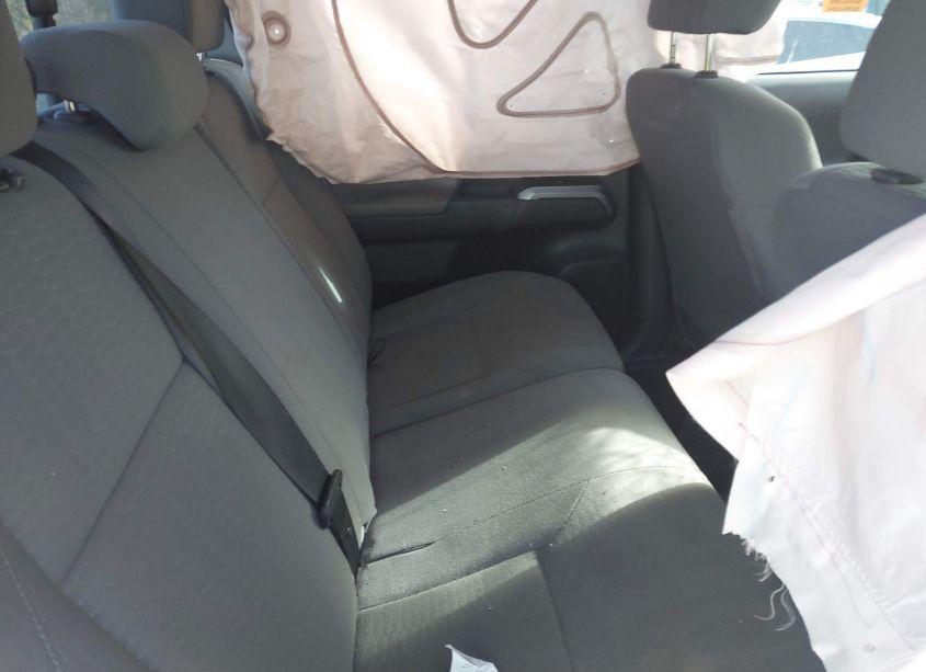 Photo 8 of 2018 Toyota Tacoma SR5 (VIN 5TFAX5GN5JX110260)