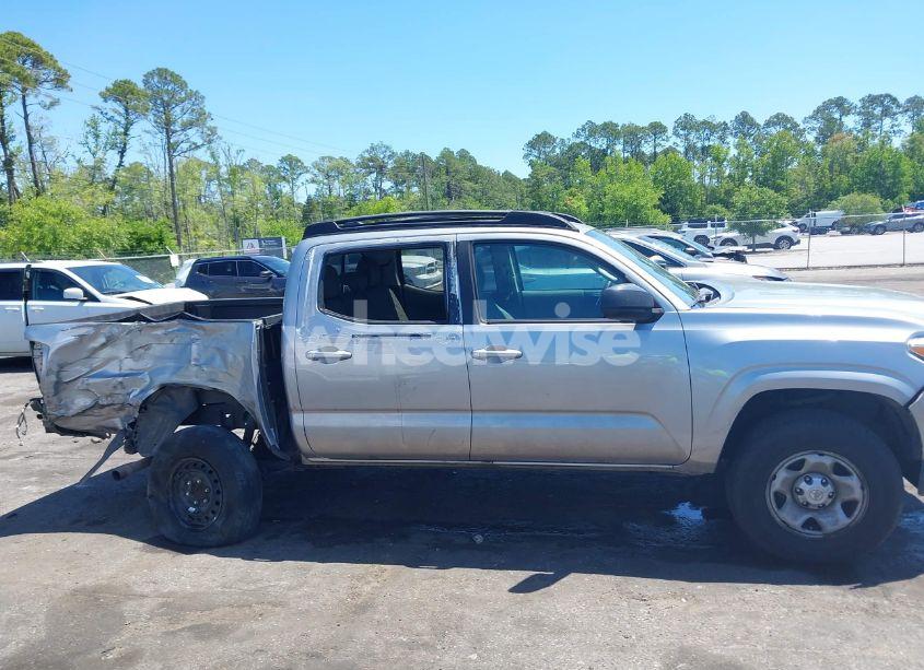 Photo 13 of 2019 Toyota Tacoma SR (VIN 5TFAX5GN5KX140179)