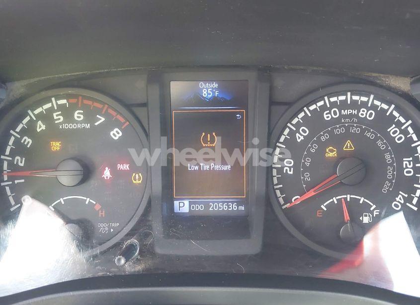 Photo 7 of 2019 Toyota Tacoma SR (VIN 5TFAX5GN5KX156933)