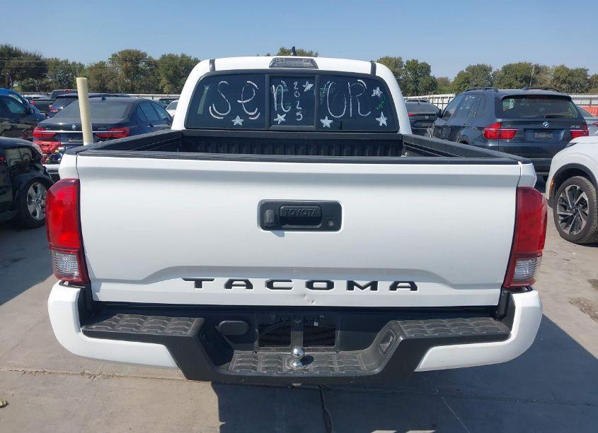 Photo 17 of 2020 Toyota Tacoma SR (VIN 5TFAX5GN5LX188475)