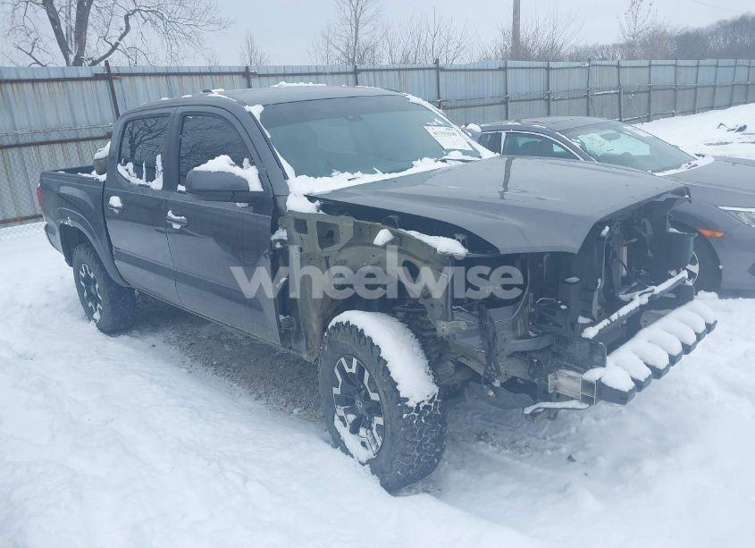 2021 Toyota Tacoma SR (VIN 5TFAX5GN5MX190096) main photo