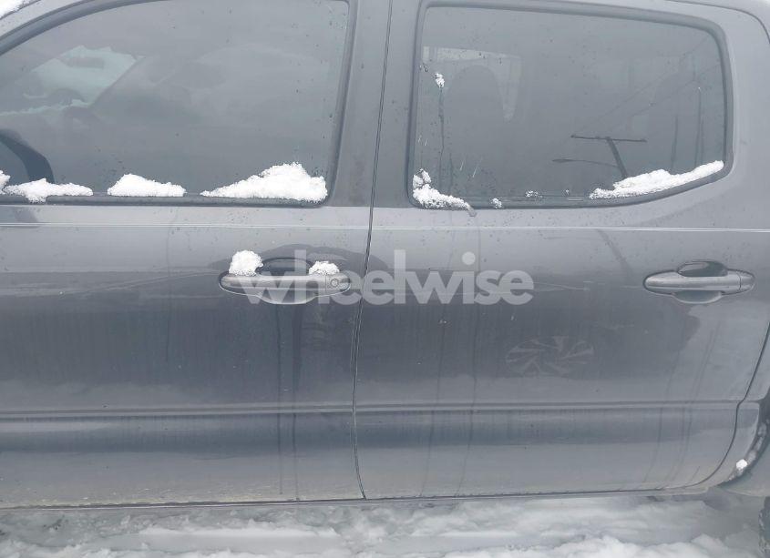 Photo 15 of 2021 Toyota Tacoma SR (VIN 5TFAX5GN5MX190096)