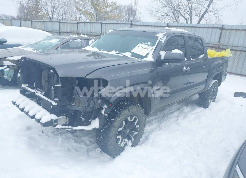 Photo 2 of 2021 Toyota Tacoma SR (VIN 5TFAX5GN5MX190096)