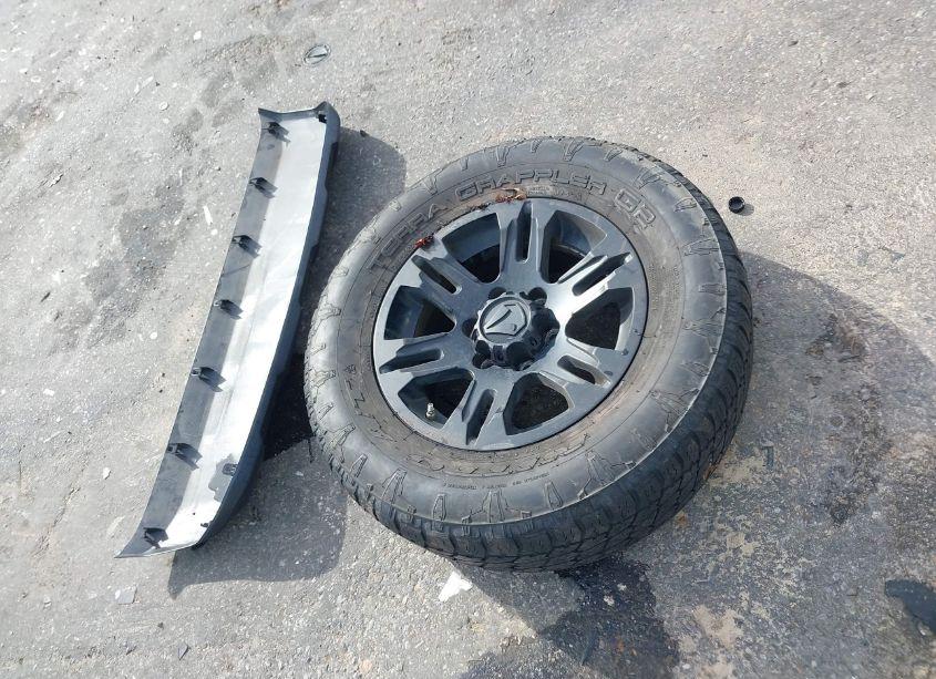 Photo 12 of 2021 Toyota Tacoma SR (VIN 5TFAX5GN5MX190132)