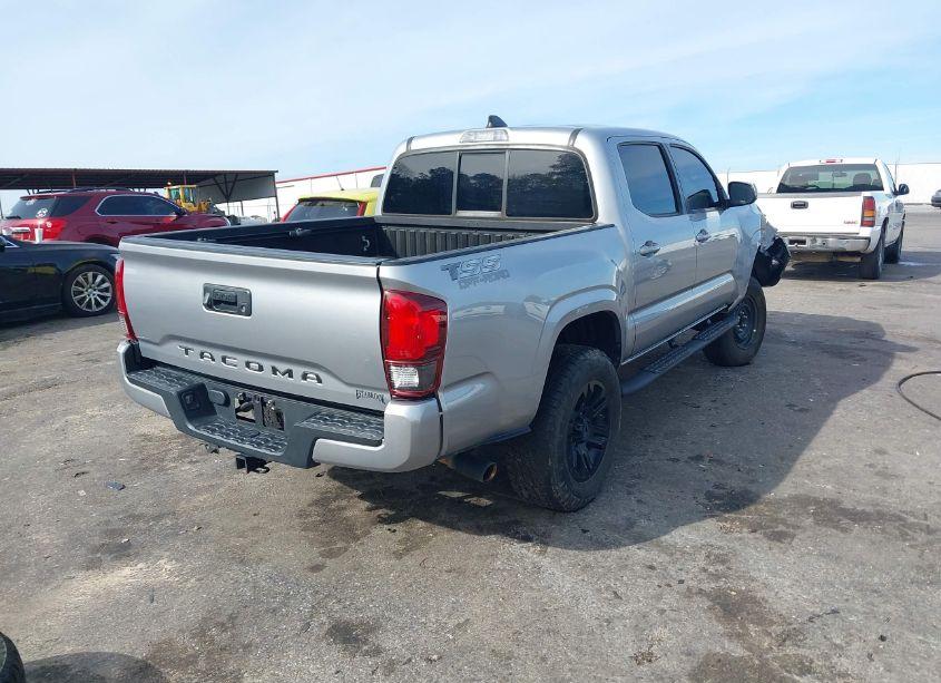 Photo 4 of 2021 Toyota Tacoma SR (VIN 5TFAX5GN5MX190132)
