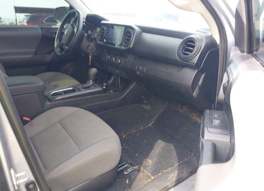 Photo 5 of 2021 Toyota Tacoma SR (VIN 5TFAX5GN5MX190132)