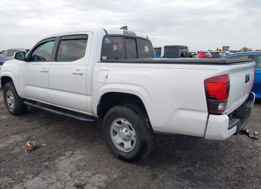 Photo 3 of 2021 Toyota Tacoma SR (VIN 5TFAX5GN5MX191779)
