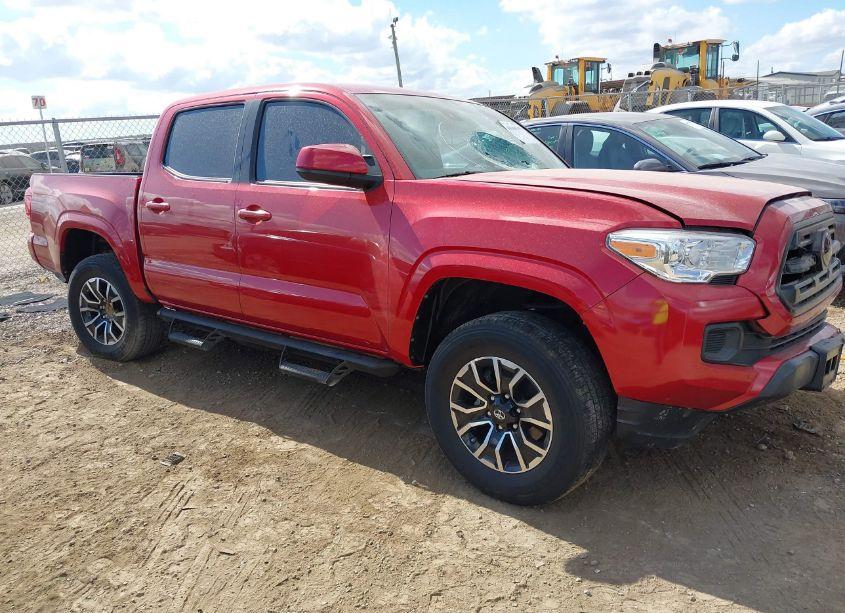2018 Toyota Tacoma SR (VIN 5TFAX5GN6JX114012) main photo