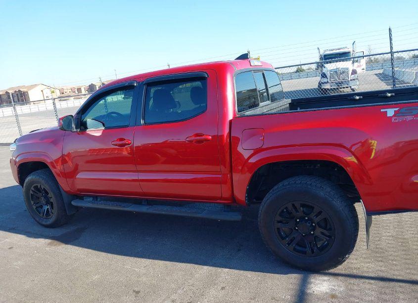 Photo 14 of 2018 Toyota Tacoma SR (VIN 5TFAX5GN6JX128962)