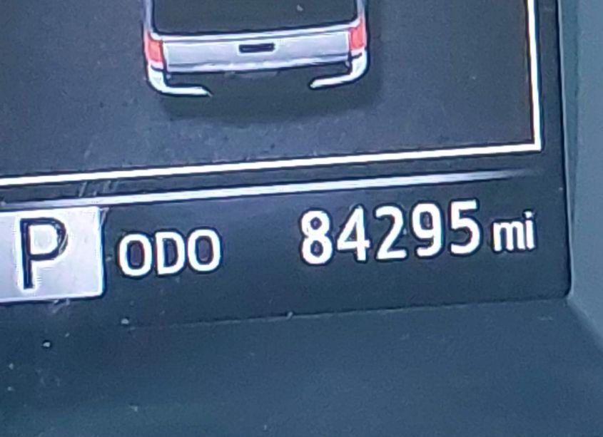 Photo 15 of 2018 Toyota Tacoma SR (VIN 5TFAX5GN6JX128962)