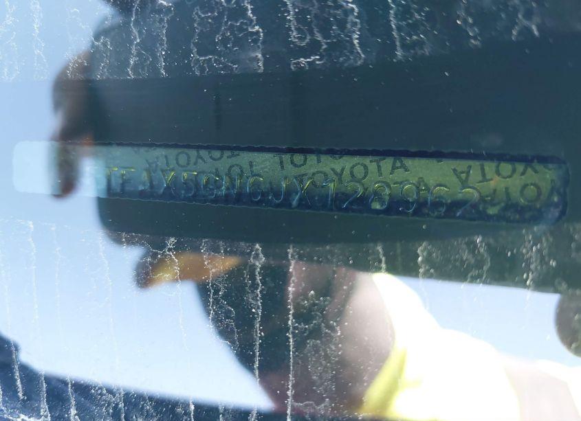 Photo 17 of 2018 Toyota Tacoma SR (VIN 5TFAX5GN6JX128962)