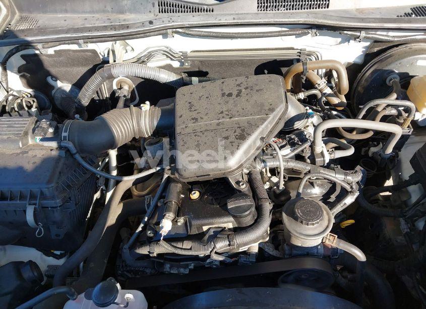 Photo 10 of 2016 Toyota Tacoma SR (VIN 5TFAX5GN7GX056369)