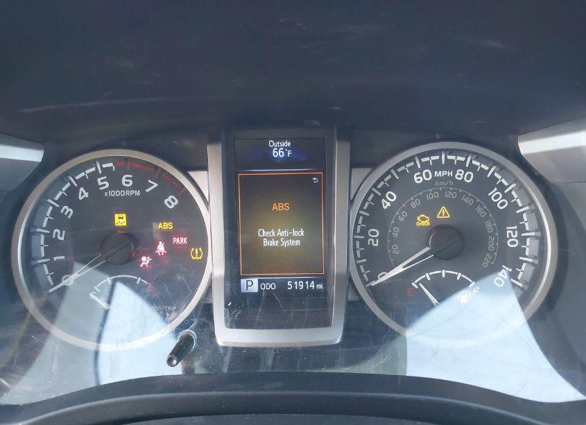 Photo 7 of 2016 Toyota Tacoma SR (VIN 5TFAX5GN7GX068344)