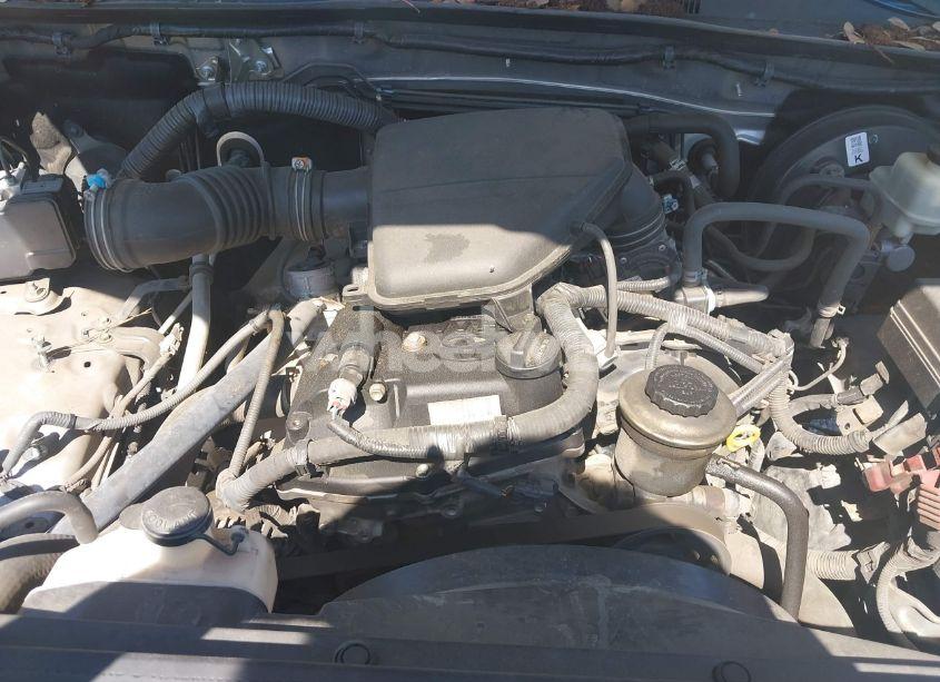 Photo 10 of 2017 Toyota Tacoma SR (VIN 5TFAX5GN7HX101599)