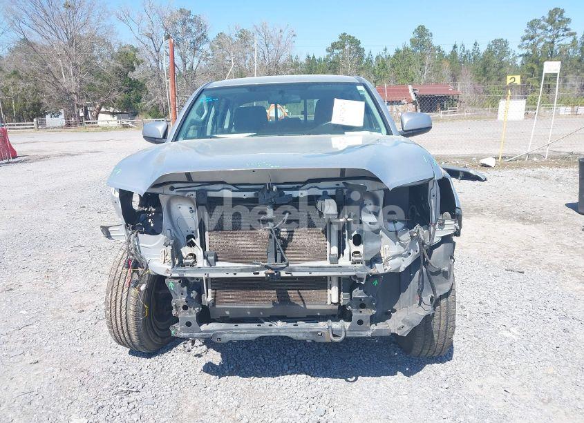 Photo 13 of 2017 Toyota Tacoma SR (VIN 5TFAX5GN7HX101599)