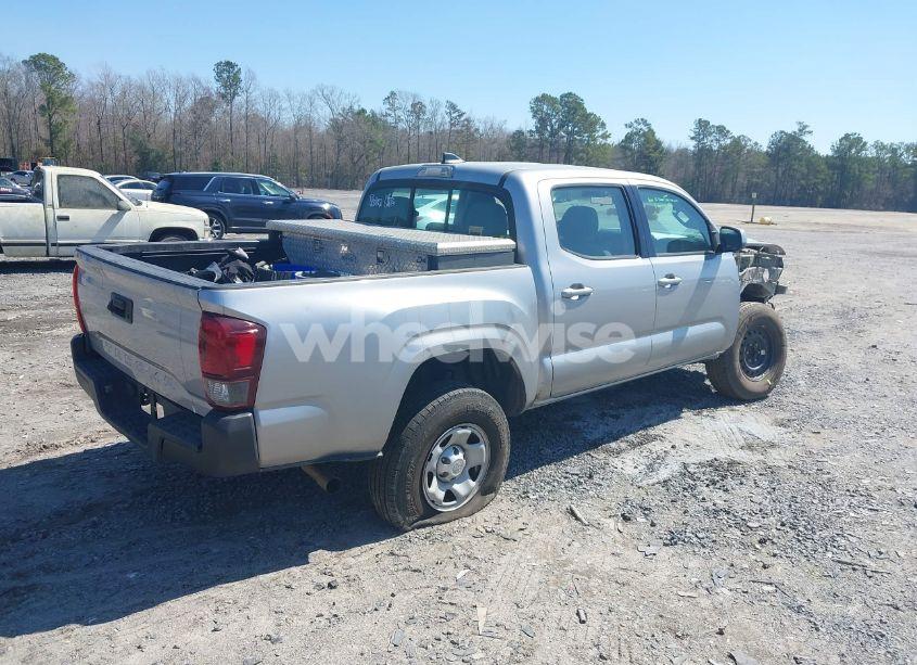 Photo 4 of 2017 Toyota Tacoma SR (VIN 5TFAX5GN7HX101599)