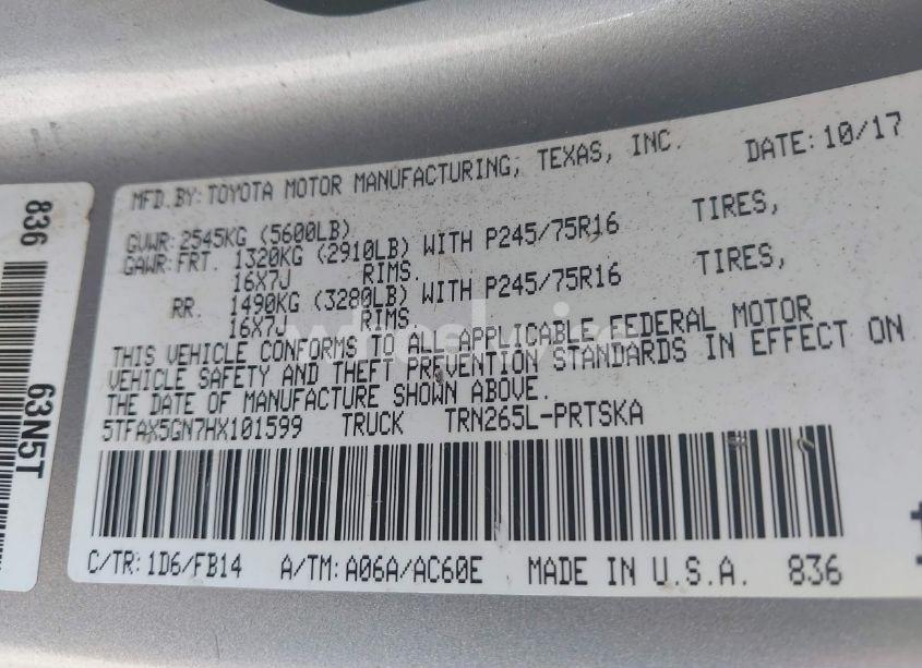 Photo 9 of 2017 Toyota Tacoma SR (VIN 5TFAX5GN7HX101599)