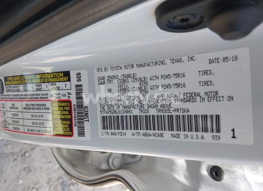 Photo 9 of 2018 Toyota Tacoma SR (VIN 5TFAX5GN8JX124041)