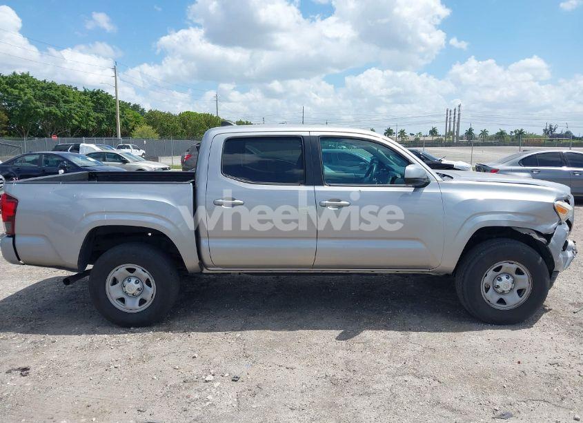 Photo 13 of 2019 Toyota Tacoma SR (VIN 5TFAX5GN8KX148101)