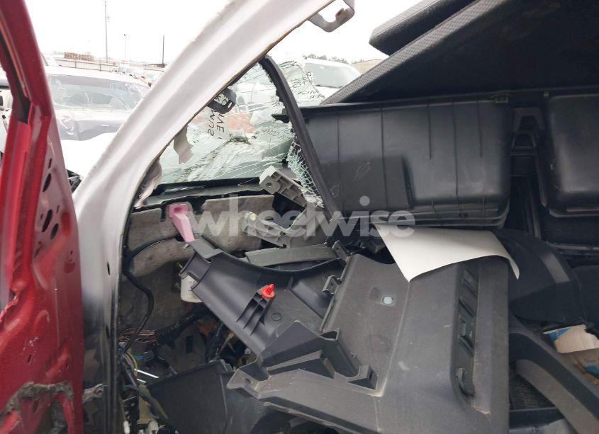 Photo 7 of 2020 Toyota Tacoma SR (VIN 5TFAX5GN8LX169984)