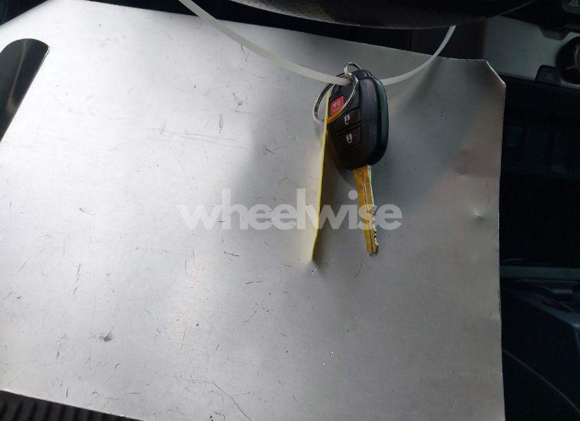 Photo 11 of 2020 Toyota Tacoma SR5 (VIN 5TFAX5GN8LX170763)