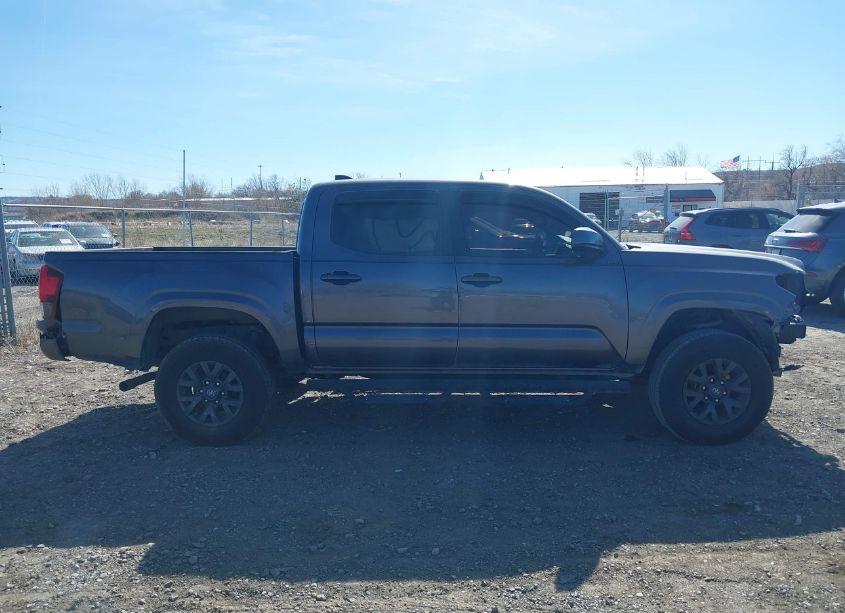 Photo 14 of 2020 Toyota Tacoma SR (VIN 5TFAX5GN8LX172593)
