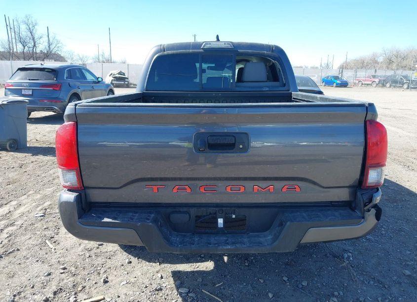 Photo 17 of 2020 Toyota Tacoma SR (VIN 5TFAX5GN8LX172593)