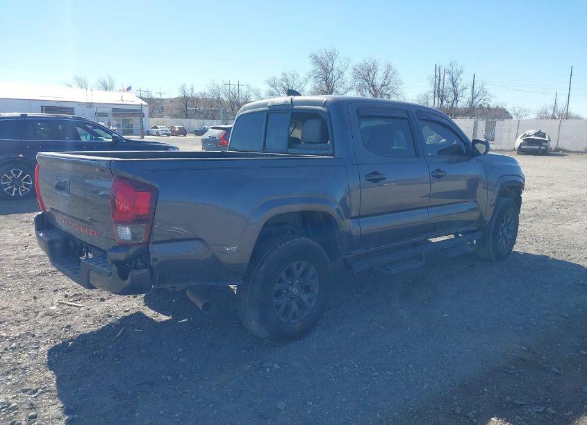 Photo 4 of 2020 Toyota Tacoma SR (VIN 5TFAX5GN8LX172593)