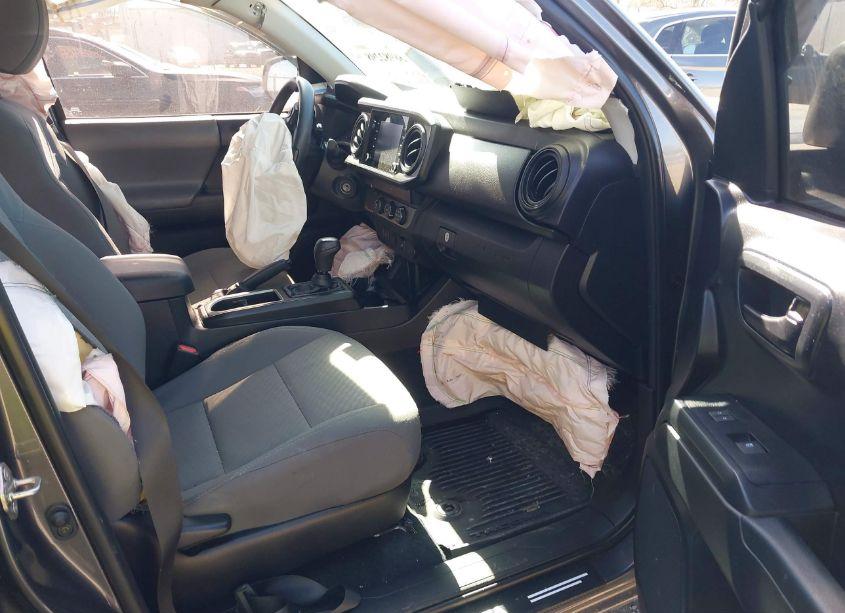 Photo 5 of 2020 Toyota Tacoma SR (VIN 5TFAX5GN8LX172593)