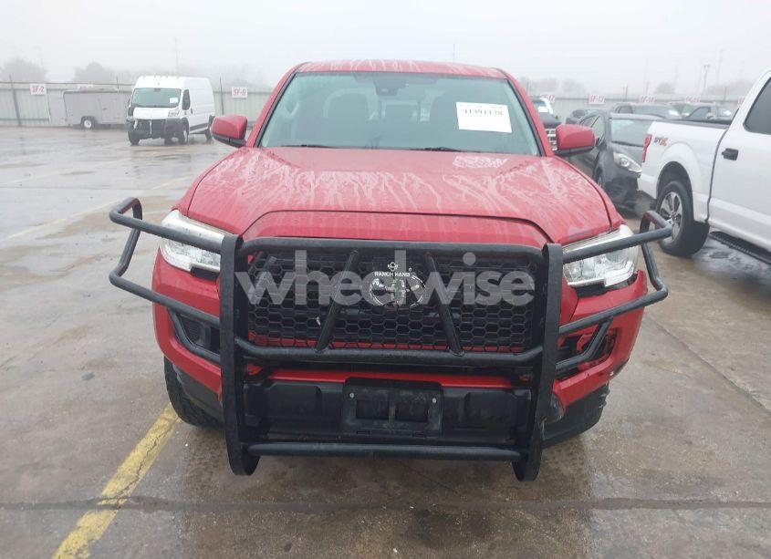 Photo 13 of 2020 Toyota Tacoma SR (VIN 5TFAX5GN8LX176224)