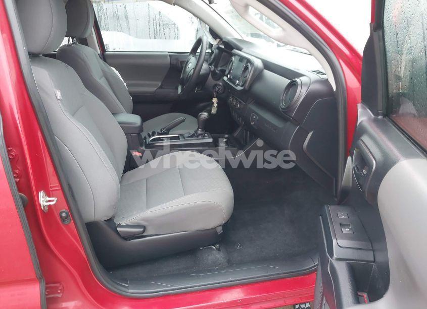 Photo 5 of 2020 Toyota Tacoma SR (VIN 5TFAX5GN8LX176224)