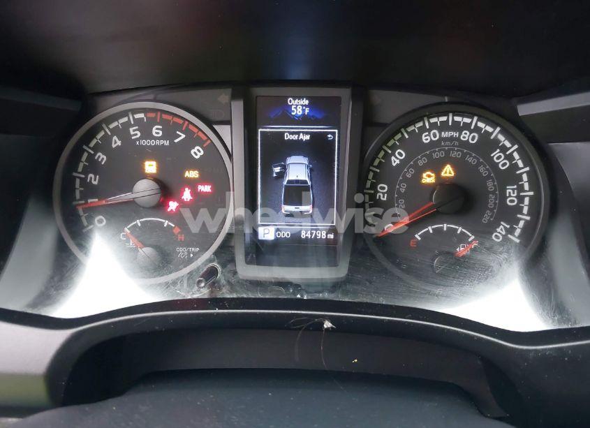 Photo 7 of 2020 Toyota Tacoma SR (VIN 5TFAX5GN8LX176224)