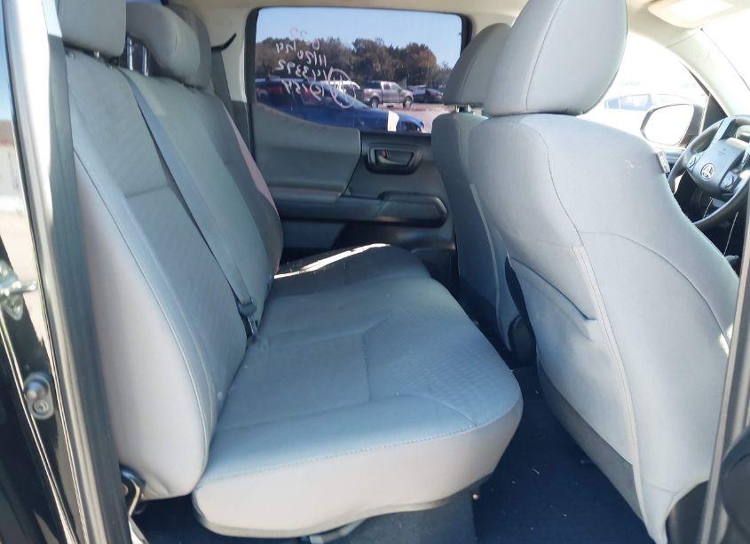 Photo 8 of 2020 Toyota Tacoma SR (VIN 5TFAX5GN8LX185344)