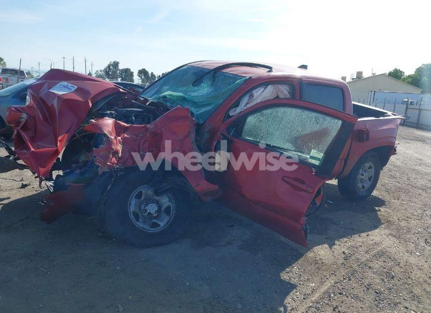 Photo 14 of 2020 Toyota Tacoma SR (VIN 5TFAX5GN9LX174305)